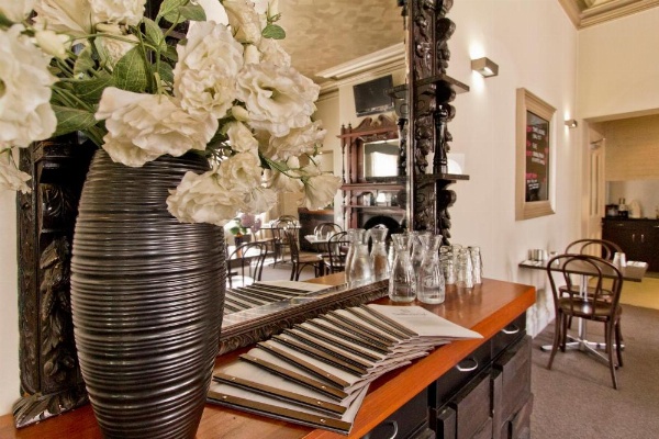 Deloraine Hotel image 30