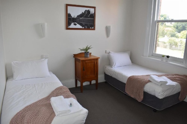 Deloraine Hotel image 9